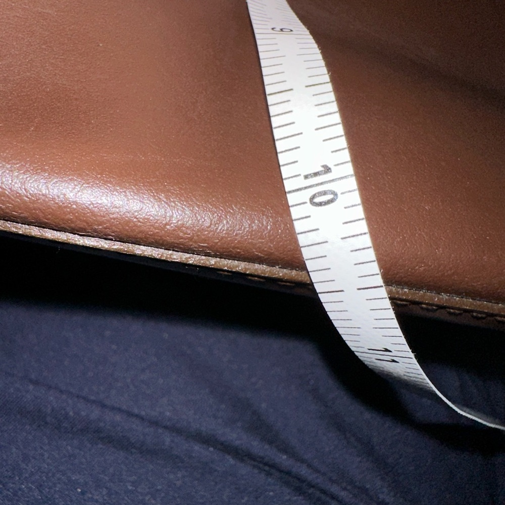 Arcadia Dark Brown Leather Interior - Picture 11 of 12